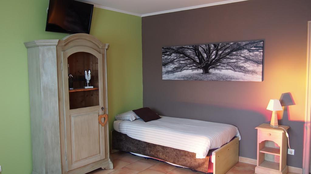 Hotel Le Relais Du Luberon Maubec  Quarto foto