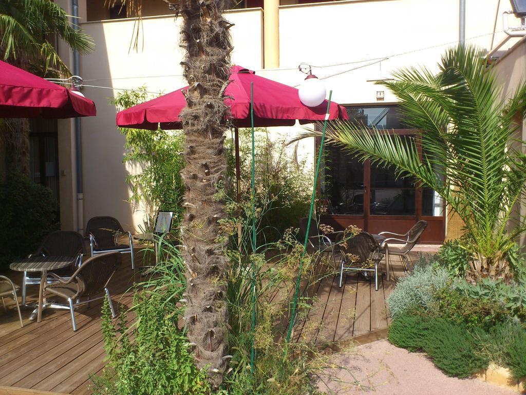 Hotel Le Relais Du Luberon Maubec  Exterior foto